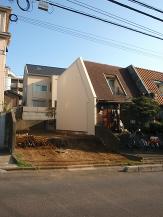 �y�{�H��z�؂藣������Ԃł��B�f�M�ށA�T�C�f�B���O�A�h�����s���܂����B