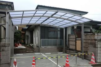 �y�{�H��z�����̒�̔��������󂵁A�Q�䕪�̒��ԃX�y�[�X���m�ۂ������܂����B