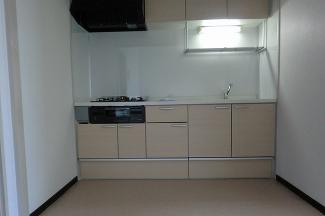 �y�{�H��@�L�b�`���z�L�b�`�������ւ��܂����B�N�b�V�����t���A�����ցA�r���ǂ��H���������܂����B