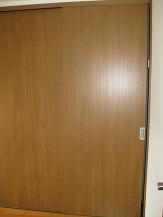 �y�{�H��z�����˃^�C�v�̃N���[�[�b�g�ł��B�������ɂ��������F�����Ă����Ă��������܂����B