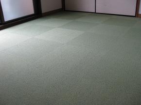 ������ւ��\�ȃ^�C���J�[�y�b�g�B����������I�ɂ͂����Đ􂦂܂��B